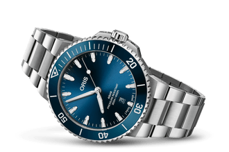 Image of Aquis Date